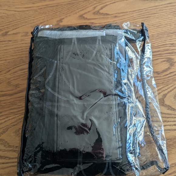 Studio Back And Gray Tab Panel - Picture 4 of 4